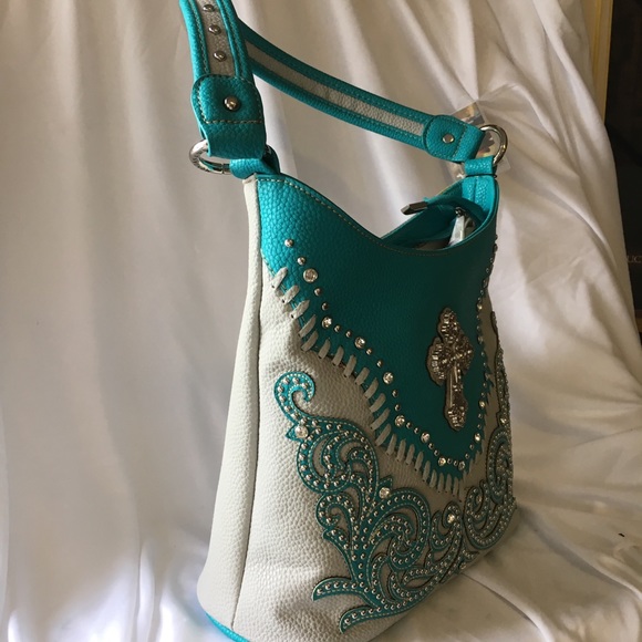 Turquoise cross boho bag - Picture 5 of 6